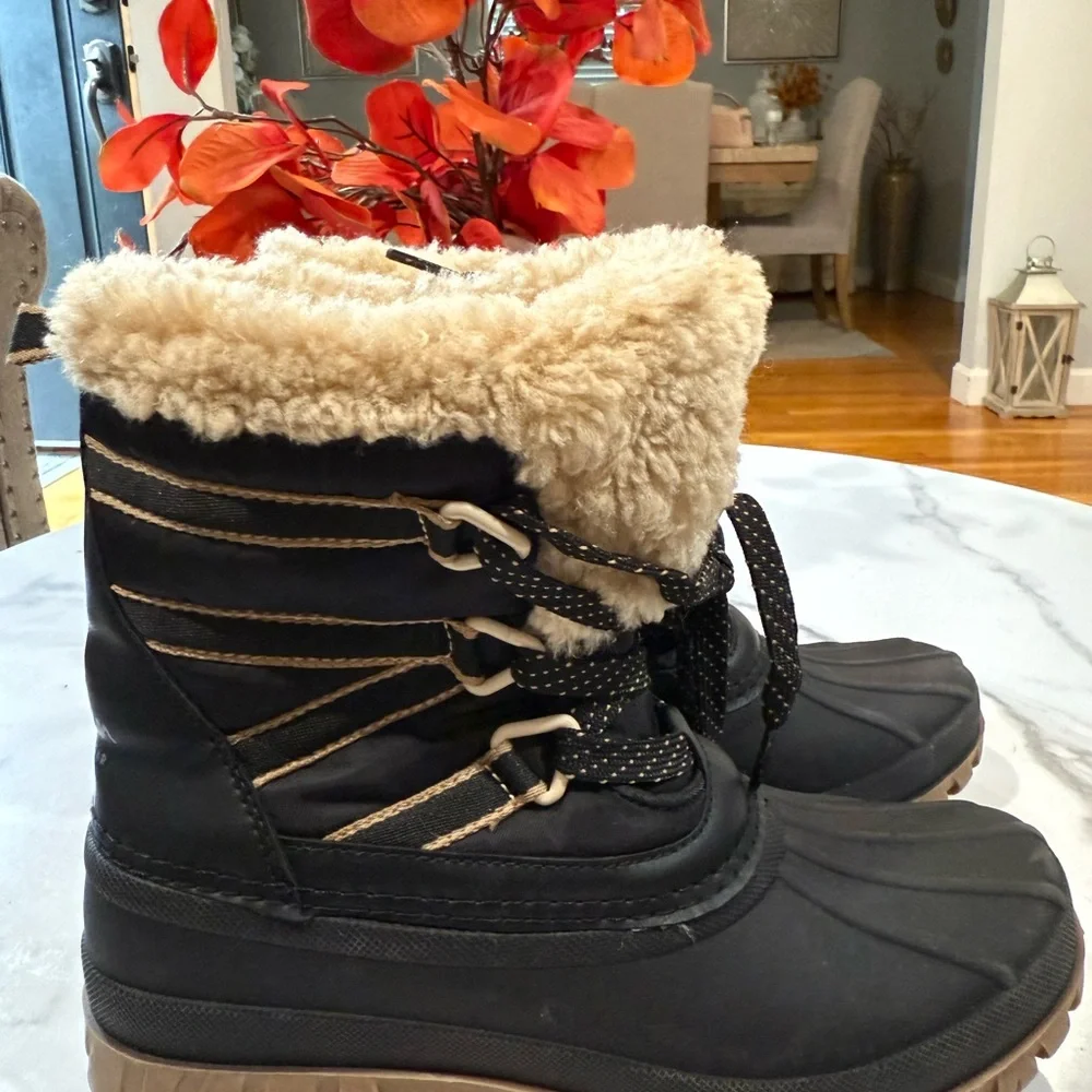 Sporto Charcoal Suede Footwear